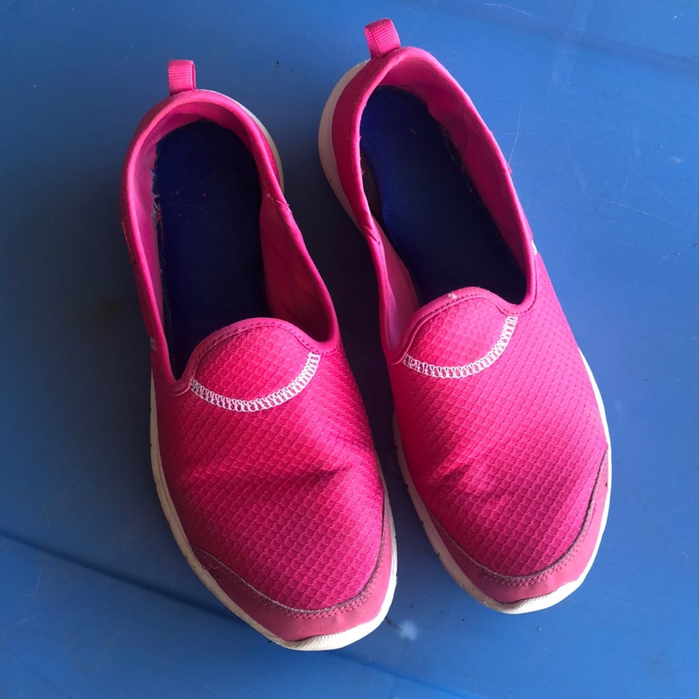 reebok slip ons